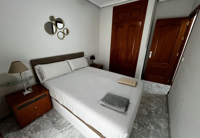 Apartamento en Cádiz - Las Gemelas de Benjumeda Ascensor Grupo AC Gestión Apartamento en Cádiz - Las Gemelas de Benjumeda Ascensor Grupo AC Gestión