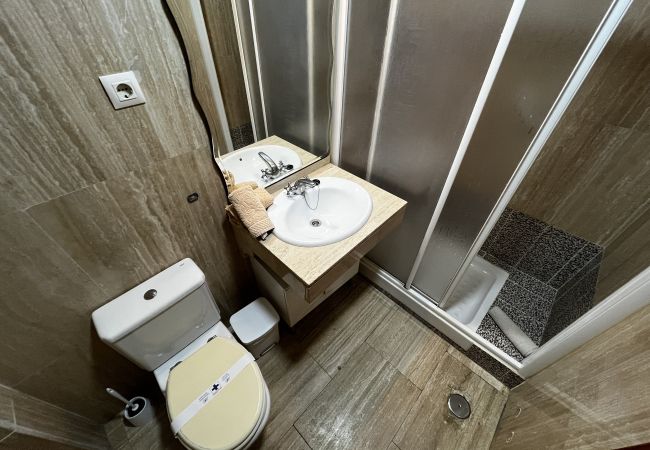 Apartamento en Cádiz - Las Gemelas de Benjumeda Ascensor Grupo AC Gestión Apartamento en Cádiz - Las Gemelas de Benjumeda Ascensor Grupo AC Gestión