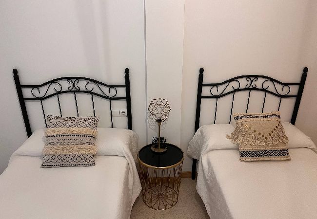 Apartamento en Cádiz - La Gaviota Playa, Park y Ascensor Grupo AC Gestión Apartamento en Cádiz - La Gaviota Playa, Park y Ascensor Grupo AC Gestión