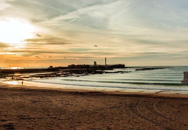 Apartamento en Cádiz - La Gaviota Playa, Park y Ascensor Grupo AC Gestión Apartamento en Cádiz - La Gaviota Playa, Park y Ascensor Grupo AC Gestión