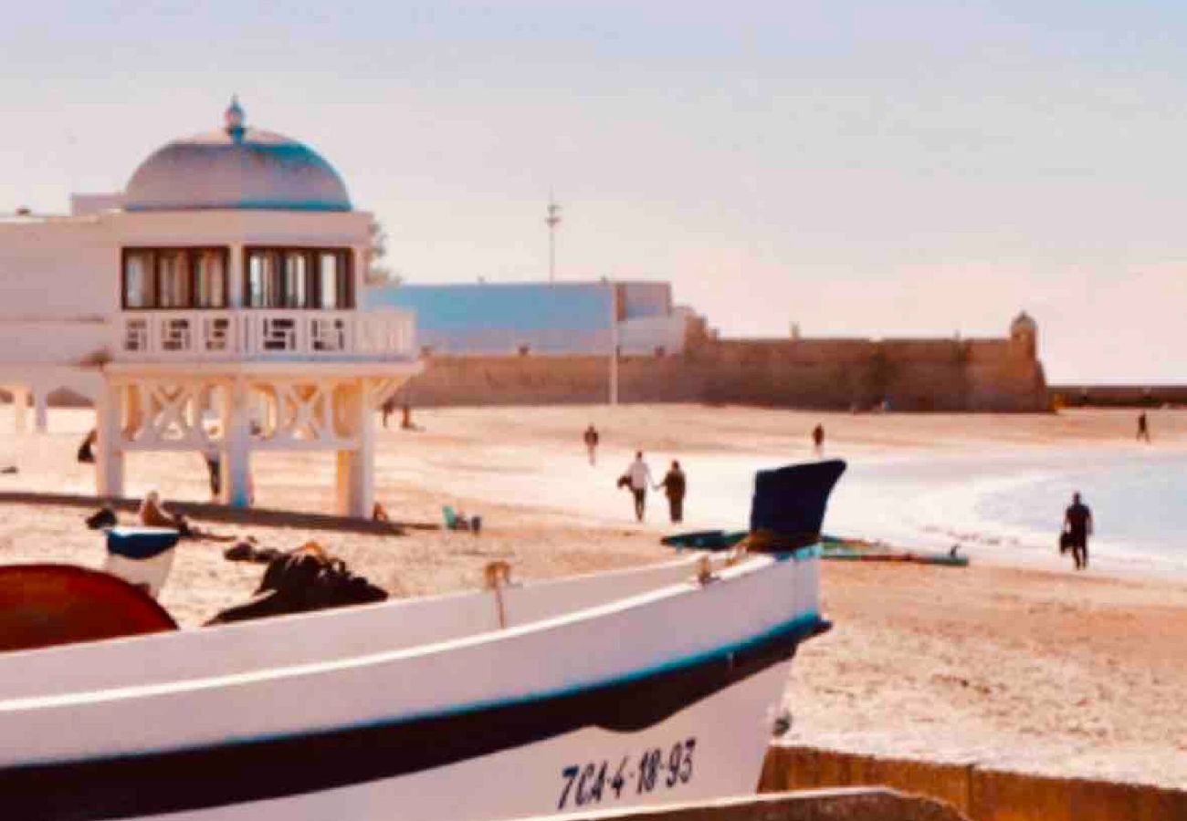 Apartamento en Cádiz - La Gaviota Playa, Park y Ascensor Grupo AC Gestión Apartamento en Cádiz - La Gaviota Playa, Park y Ascensor Grupo AC Gestión