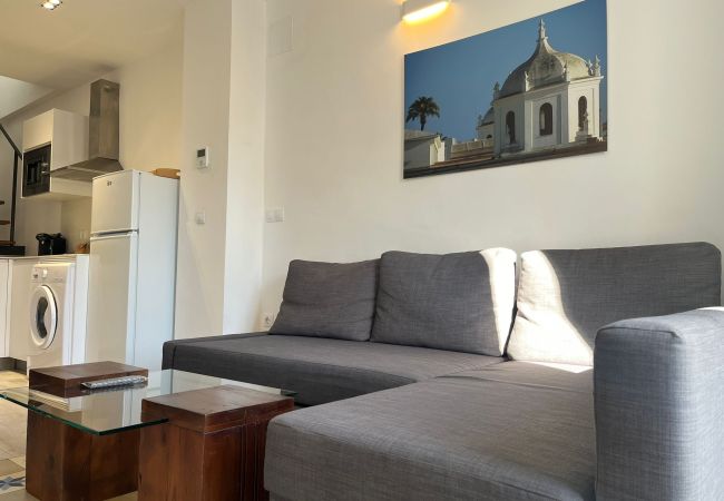 Apartamento en Cádiz - Penthouse La plaza con Ascensor Grupo AC Gestion Apartamento en Cádiz - Penthouse La plaza con Ascensor Grupo AC Gestion
