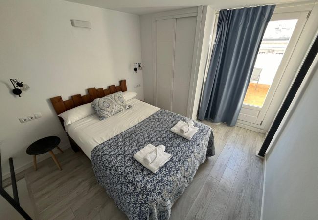 Apartamento en Cádiz - Penthouse La plaza con Ascensor Grupo AC Gestion Apartamento en Cádiz - Penthouse La plaza con Ascensor Grupo AC Gestion