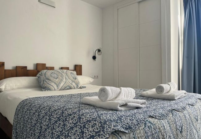 Apartamento en Cádiz - Penthouse La plaza con Ascensor Grupo AC Gestion Apartamento en Cádiz - Penthouse La plaza con Ascensor Grupo AC Gestion