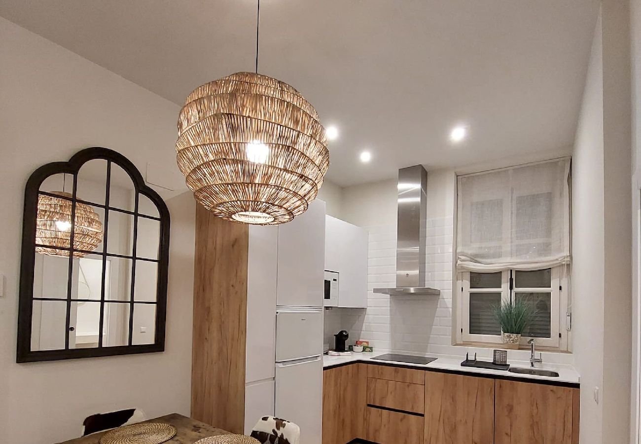 Apartamento en Cádiz - HIDDEN GEM. Pasquin Suites in Mercado central