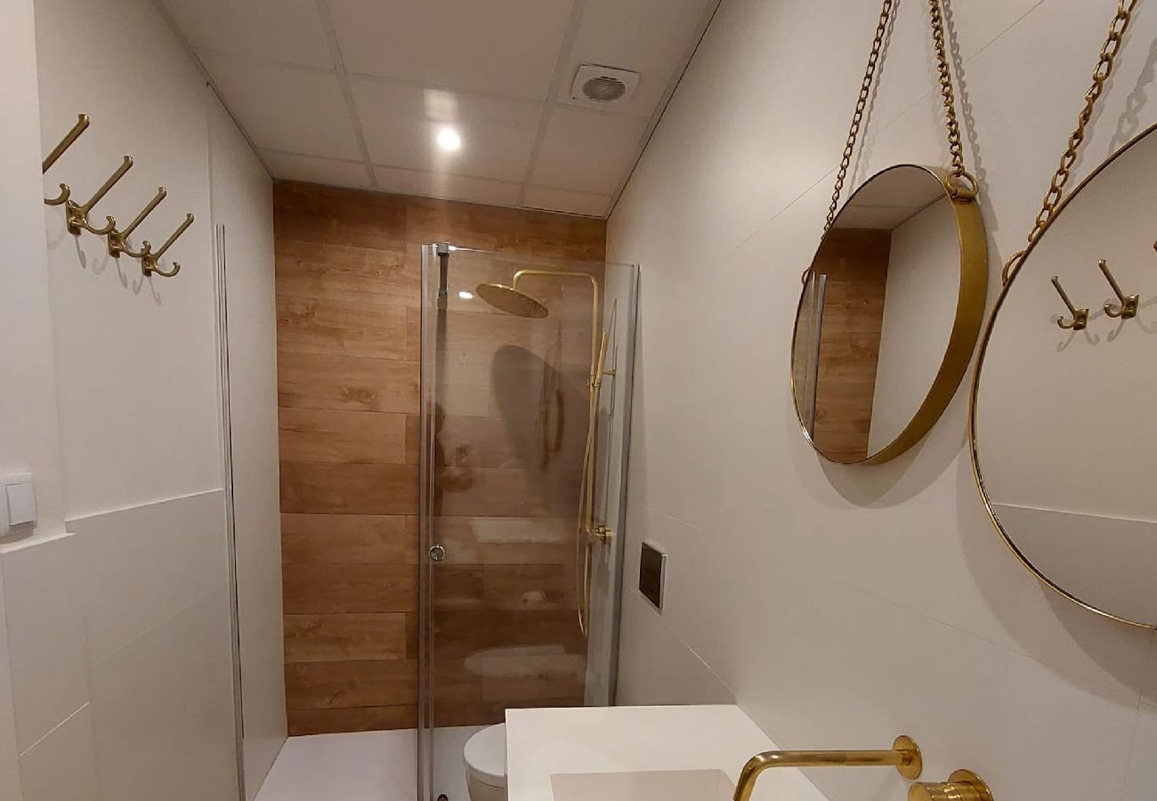 Apartamento en Cádiz - HIDDEN GEM. Pasquin Suites in Mercado central