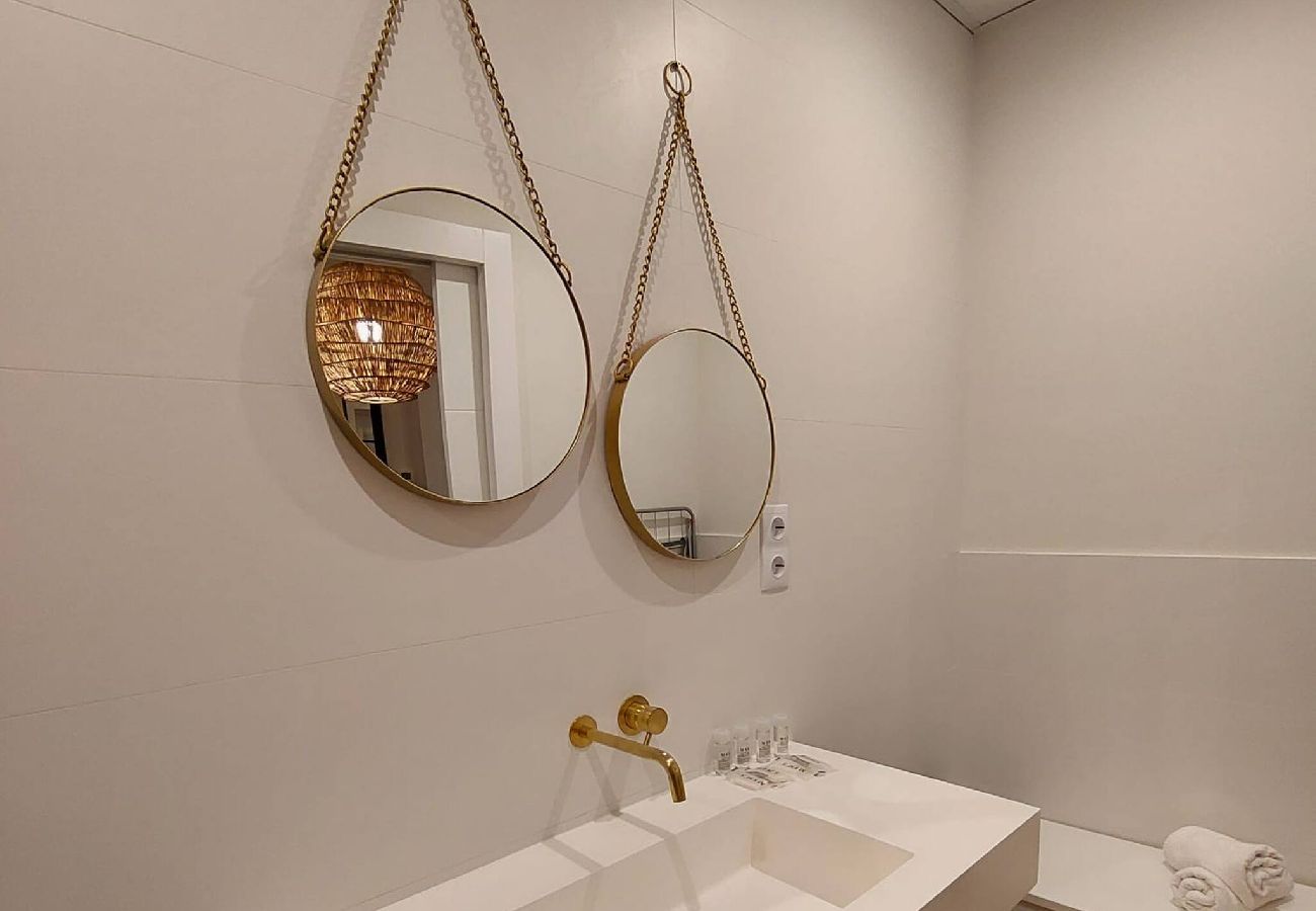 Apartamento en Cádiz - HIDDEN GEM. Pasquin Suites in Mercado central
