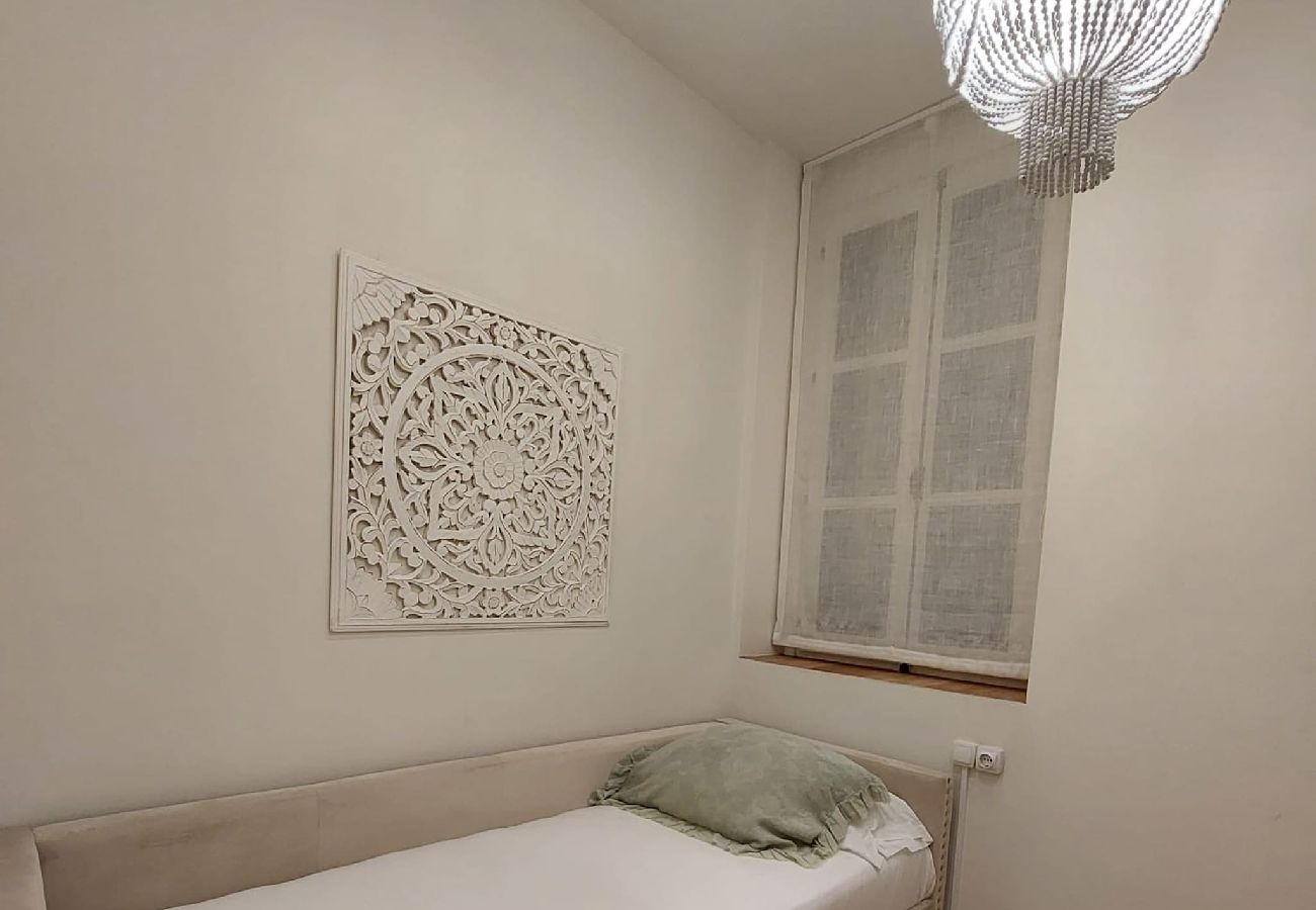 Apartamento en Cádiz - HIDDEN GEM. Pasquin Suites in Mercado central