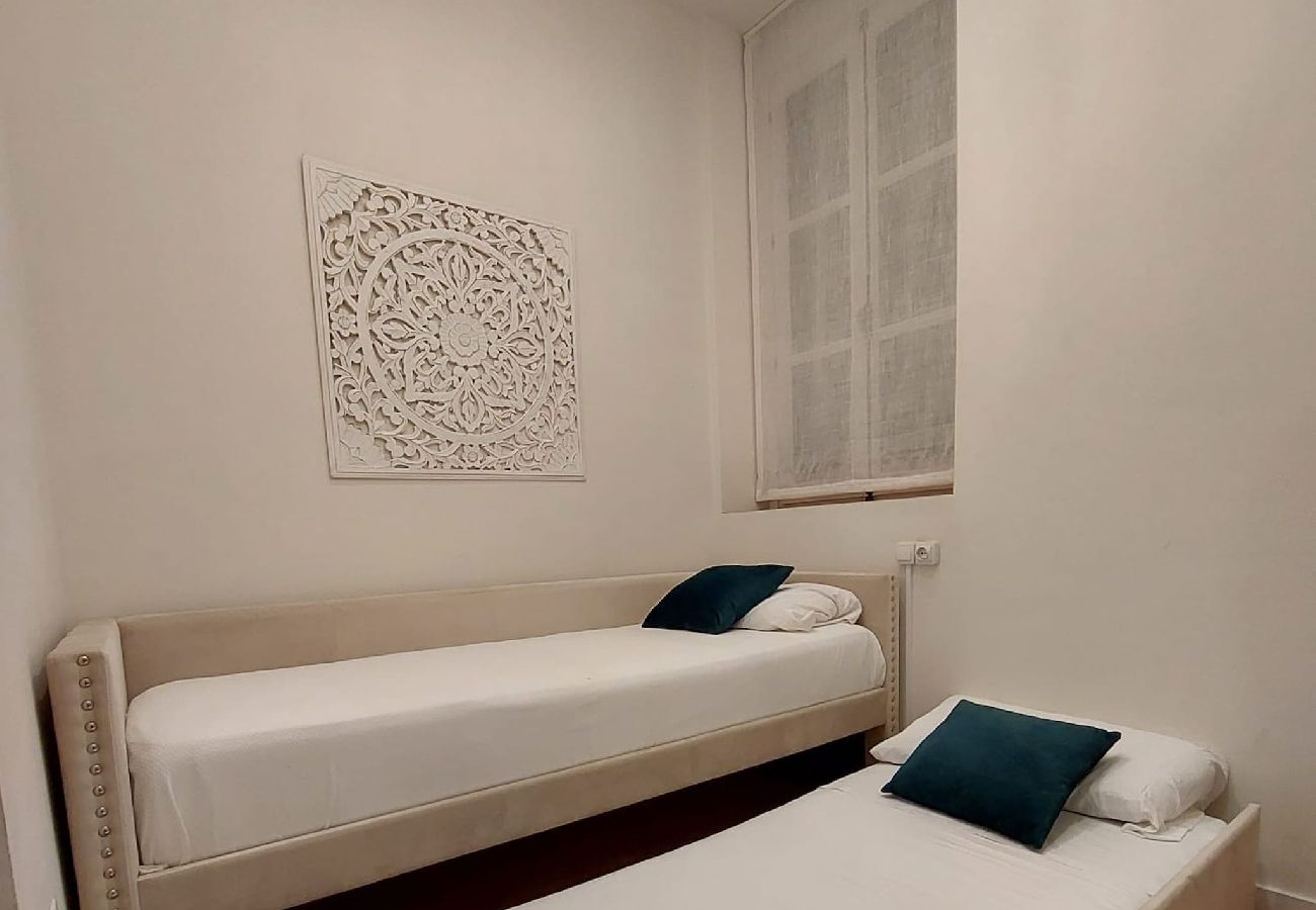Apartamento en Cádiz - HIDDEN GEM. Pasquin Suites in Mercado central