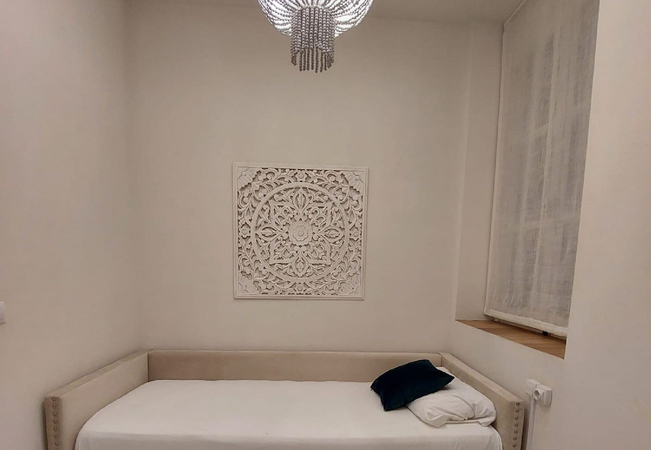 Apartamento en Cádiz - HIDDEN GEM. Pasquin Suites in Mercado central