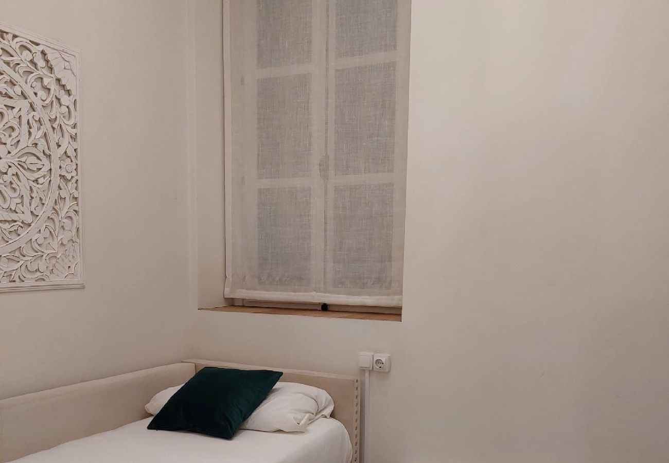 Apartamento en Cádiz - HIDDEN GEM. Pasquin Suites in Mercado central