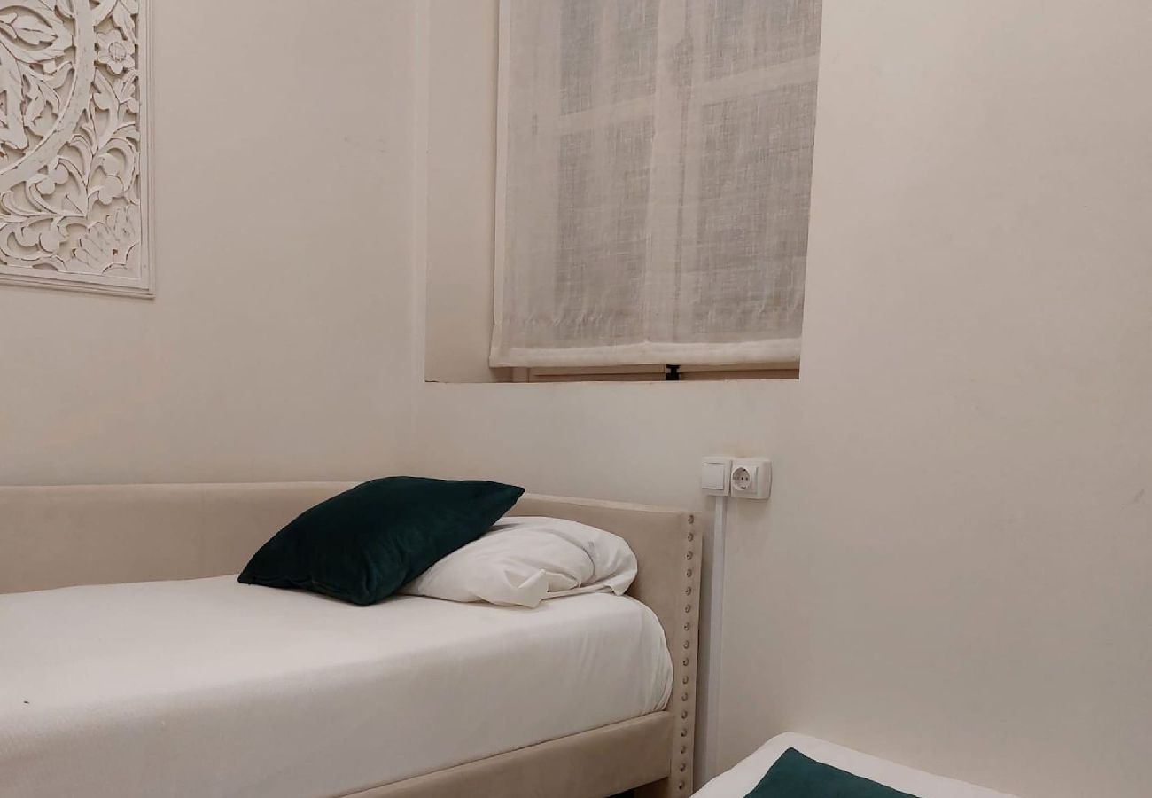 Apartamento en Cádiz - HIDDEN GEM. Pasquin Suites in Mercado central