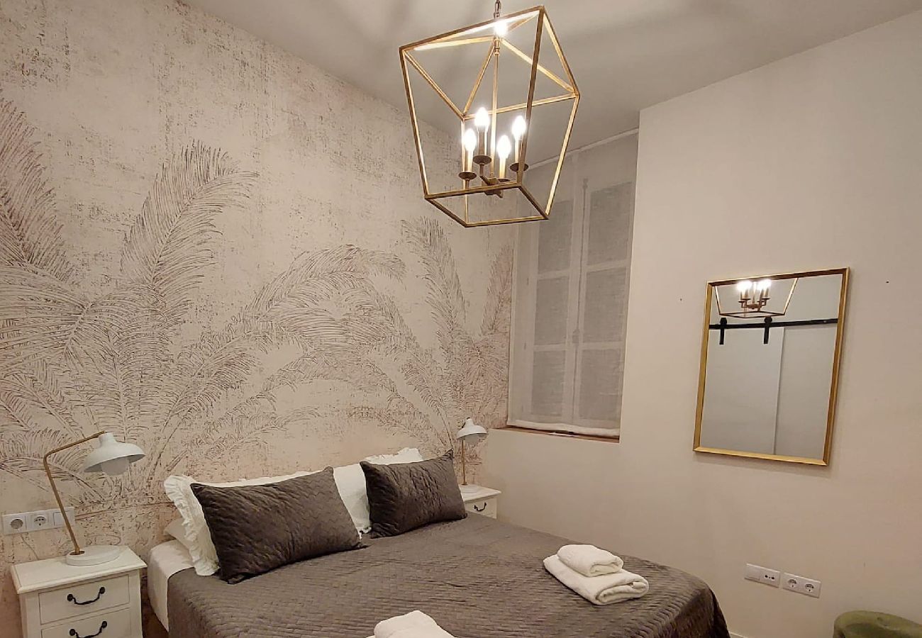 Apartamento en Cádiz - HIDDEN GEM. Pasquin Suites in Mercado central