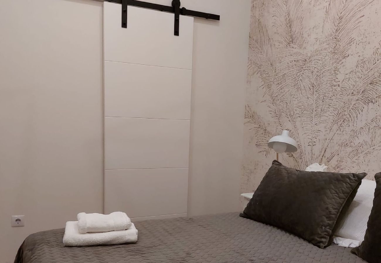 Apartamento en Cádiz - HIDDEN GEM. Pasquin Suites in Mercado central