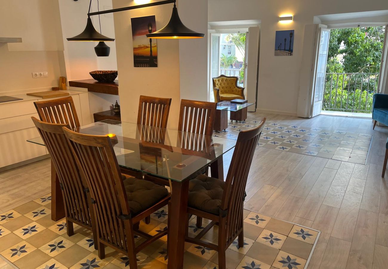 Apartamento en Cádiz - El Bastinazo terraza privada Grupo AC Gestion Apartamento en Cádiz - El Bastinazo terraza privada Grupo AC Gestion