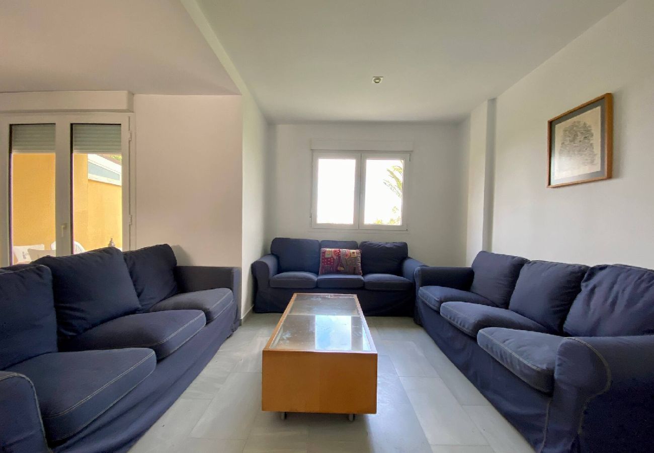Villa en Chiclana de la Frontera - Villa entre hoyos y la playa Grupo AC Gestion