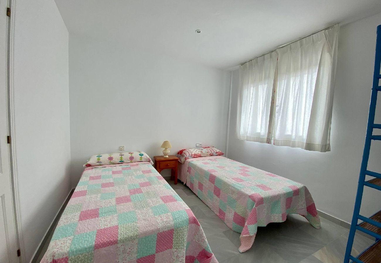 Villa en Chiclana de la Frontera - Villa entre hoyos y la playa Grupo AC Gestion