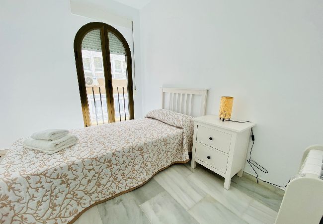 Apartamento en Cádiz - Botánico Ascensor Grupo AC Gestion Apartamento en Cádiz - Botánico Ascensor Grupo AC Gestion