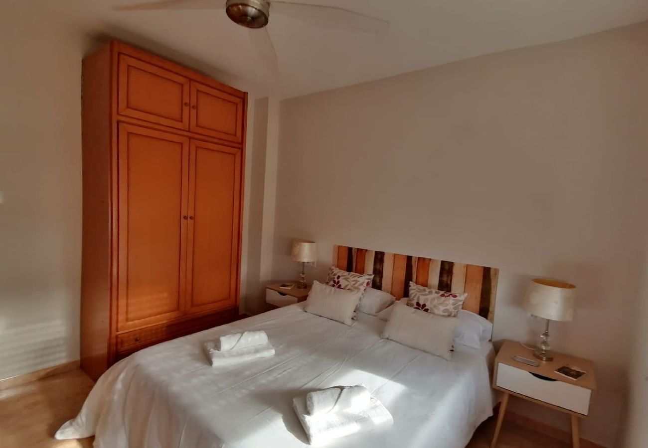 Apartamento en Cádiz - Keka en Playa la Victoria Grupo AC Gestion
