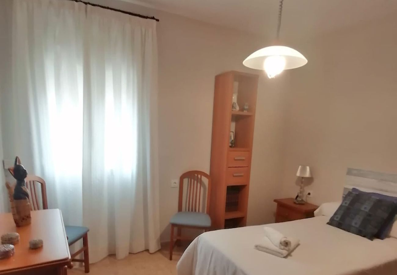 Apartamento en Cádiz - Keka en Playa la Victoria Grupo AC Gestion