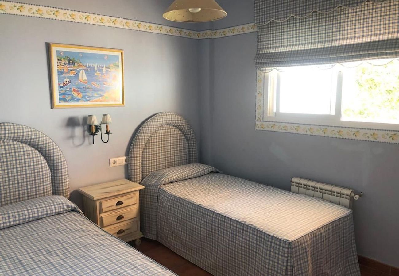 Villa en Chiclana de la Frontera - Villa bosque  Grupo AC Gestión Villa en Chiclana de la Frontera - Villa bosque  Grupo AC Gestión