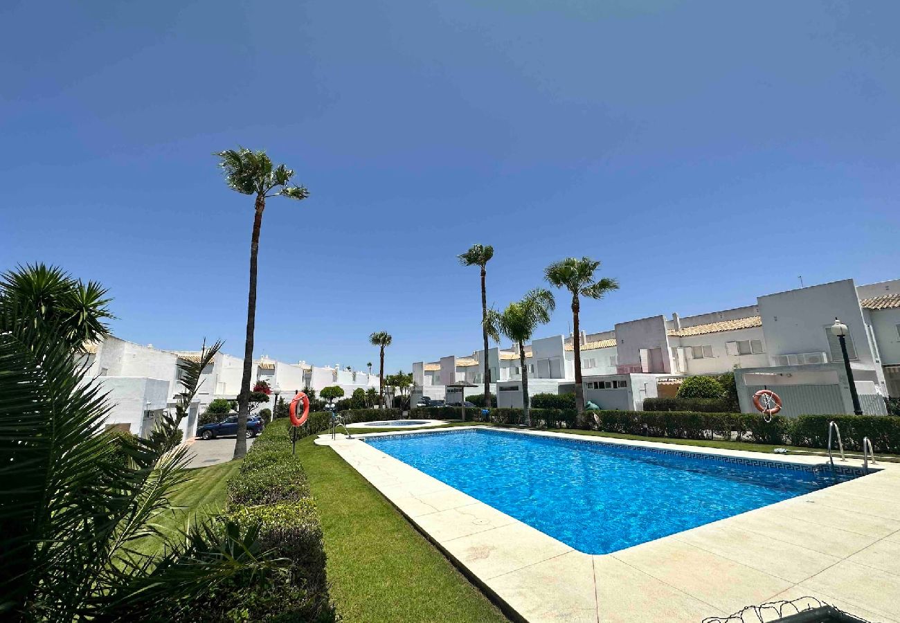 Villa en Chiclana de la Frontera - Villa bosque  Grupo AC Gestión Villa en Chiclana de la Frontera - Villa bosque  Grupo AC Gestión