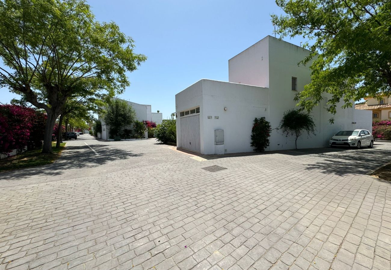 Villa en Chiclana de la Frontera - Villa bosque  Grupo AC Gestión Villa en Chiclana de la Frontera - Villa bosque  Grupo AC Gestión
