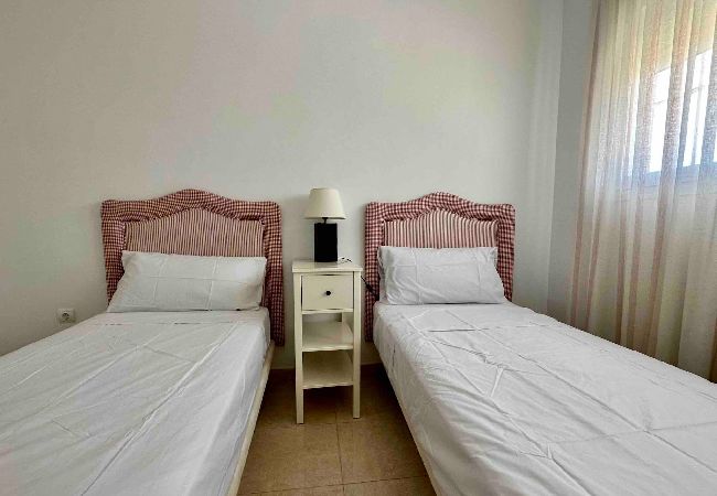 Apartamento en Puerto de Santa María - La Camelia con Piscina Grupo AC Gestión Apartamento en Puerto de Santa María - La Camelia con Piscina Grupo AC Gestión