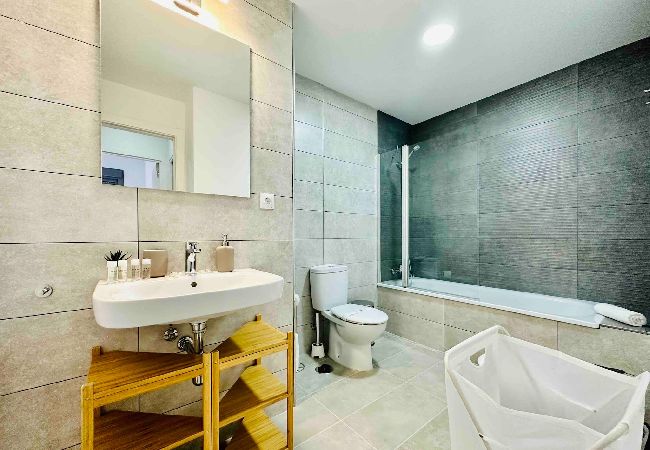 Apartamento en Cádiz - Home Arena Blanca Grupo AC Gestion Apartamento en Cádiz - Home Arena Blanca Grupo AC Gestion