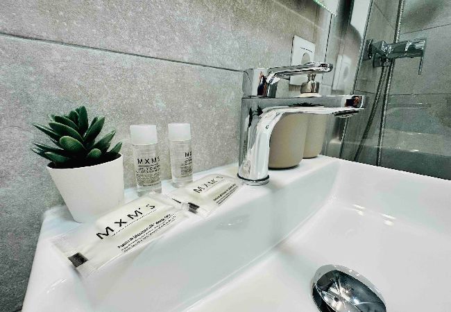 Apartamento en Cádiz - Home Arena Blanca Grupo AC Gestion Apartamento en Cádiz - Home Arena Blanca Grupo AC Gestion