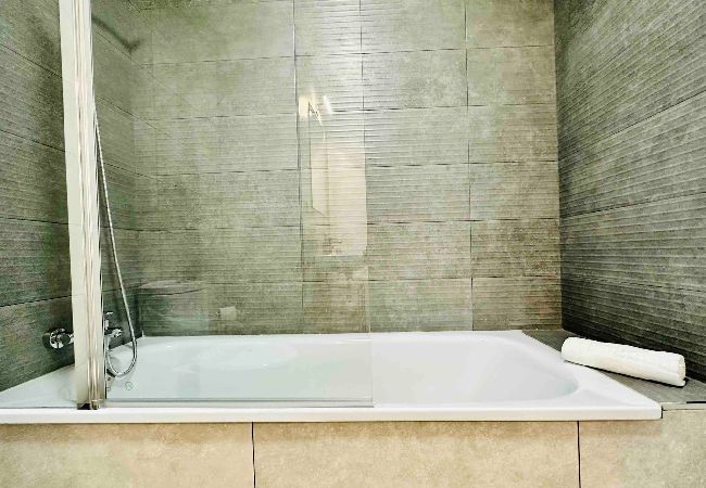 Apartamento en Cádiz - Home Arena Blanca Grupo AC Gestion Apartamento en Cádiz - Home Arena Blanca Grupo AC Gestion