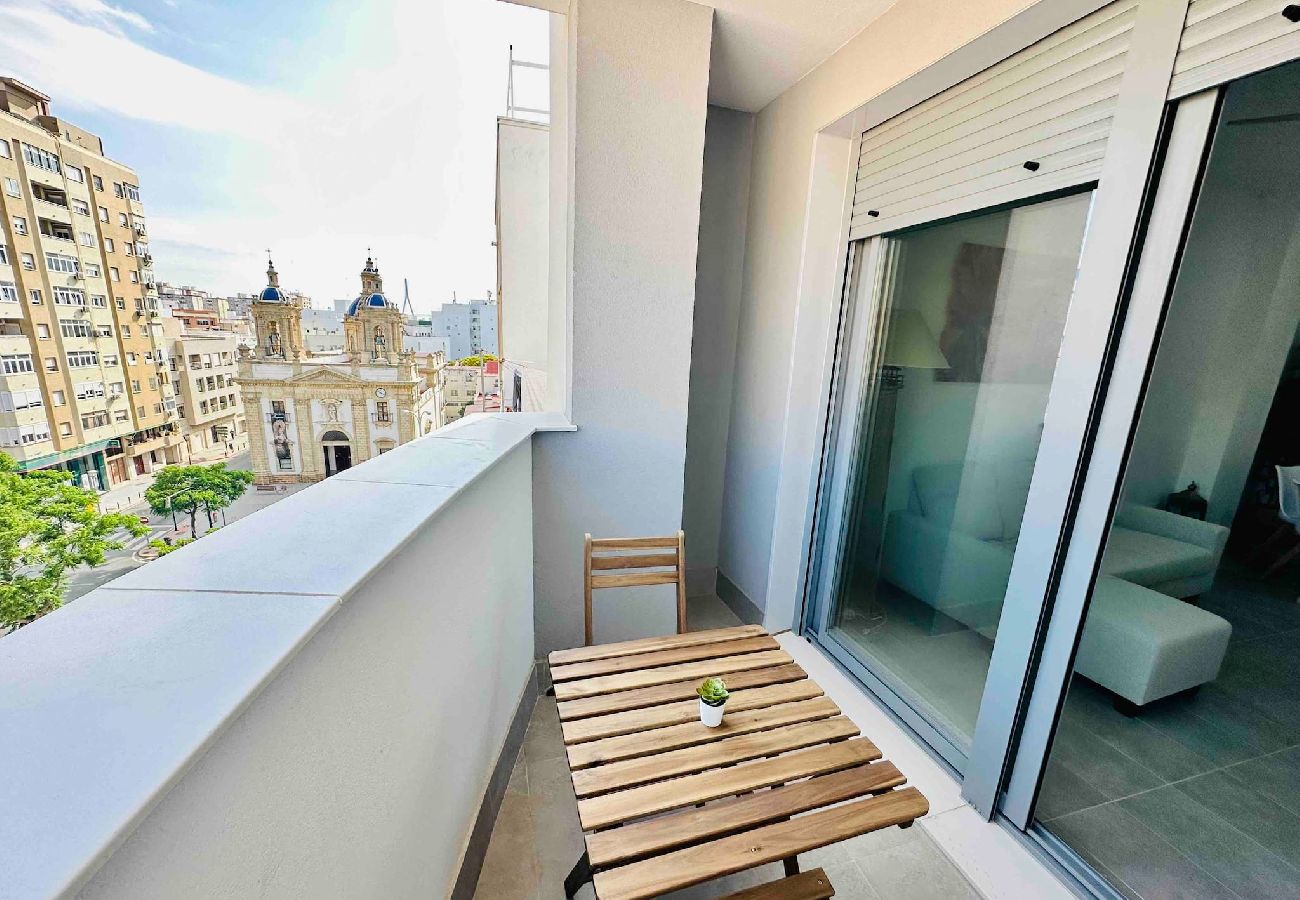 Apartamento en Cádiz - Home Arena Blanca Grupo AC Gestion Apartamento en Cádiz - Home Arena Blanca Grupo AC Gestion