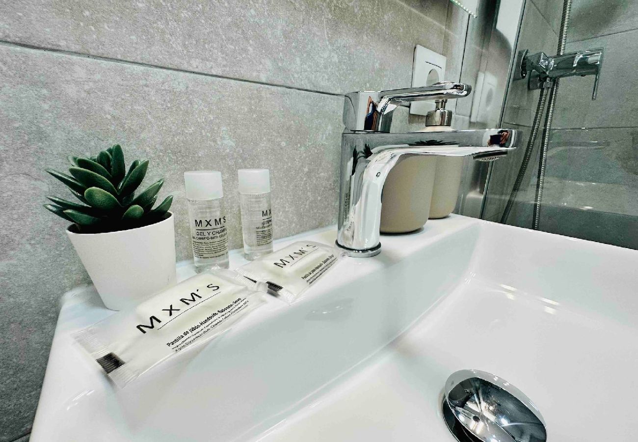 Apartamento en Cádiz - Home Arena Blanca Grupo AC Gestion Apartamento en Cádiz - Home Arena Blanca Grupo AC Gestion