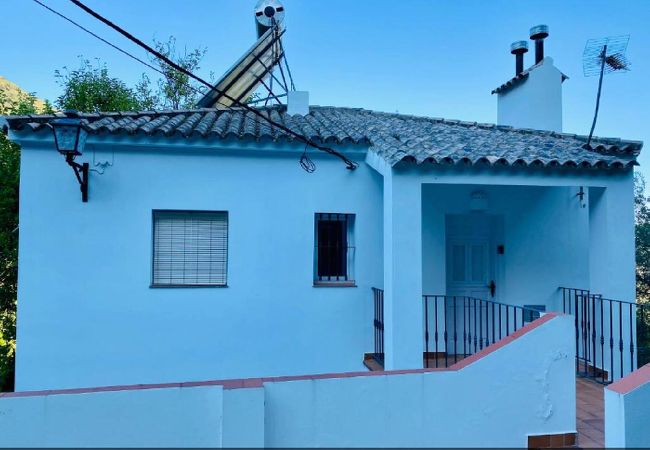 Casa rural en Grazalema - Casita Huerta Arriba Planta 1 Grupo AC Gestion Casa rural en Grazalema - Casita Huerta Arriba Planta 1 Grupo AC Gestion
