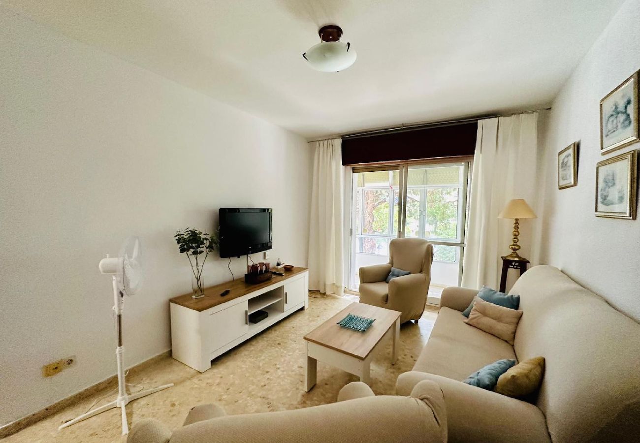 Apartamento en Cádiz - Avenida Portugal con Ascensor Grupo AC Gestión Apartamento en Cádiz - Avenida Portugal con Ascensor Grupo AC Gestión