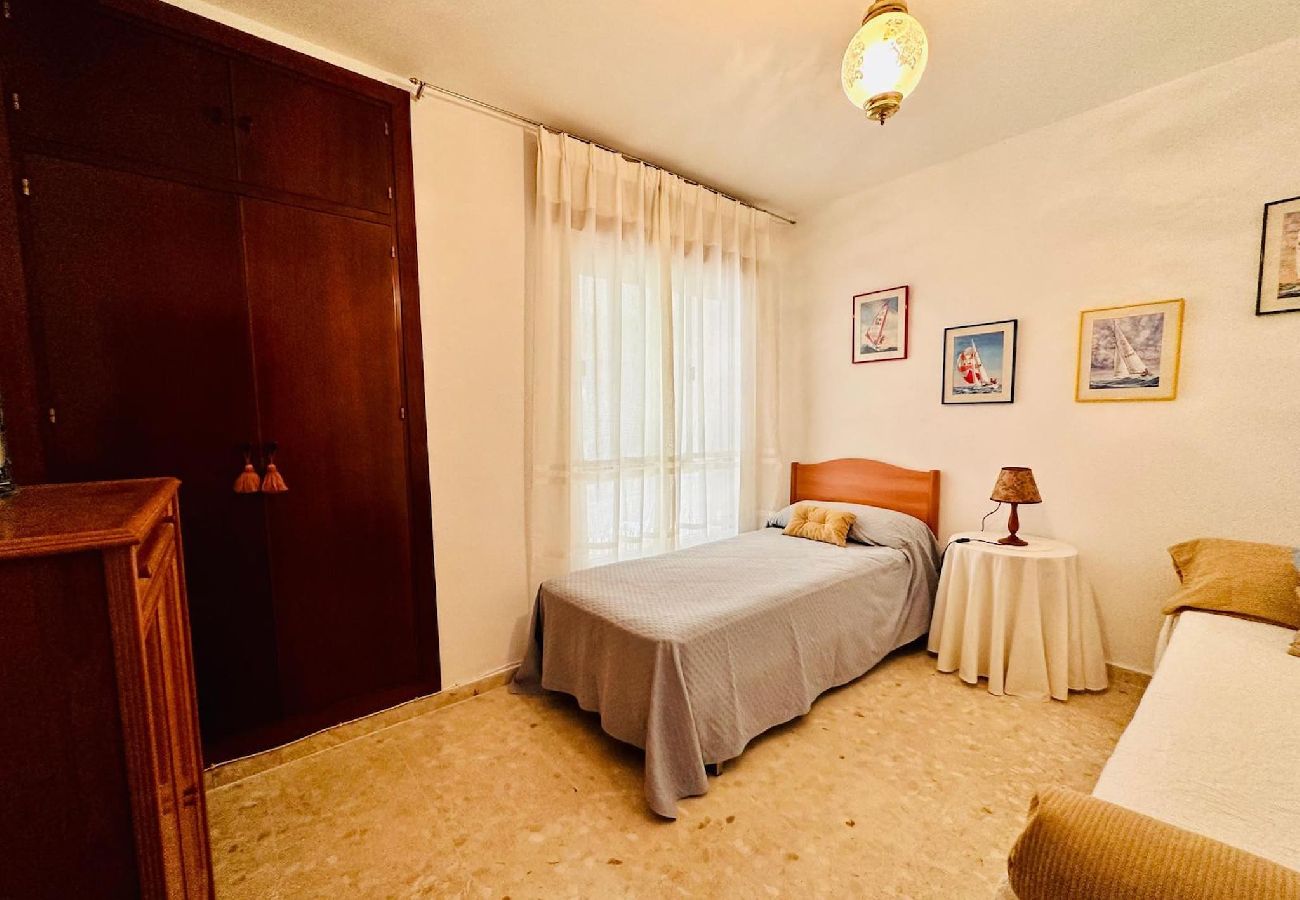 Apartamento en Cádiz - Avenida Portugal con Ascensor Grupo AC Gestión Apartamento en Cádiz - Avenida Portugal con Ascensor Grupo AC Gestión