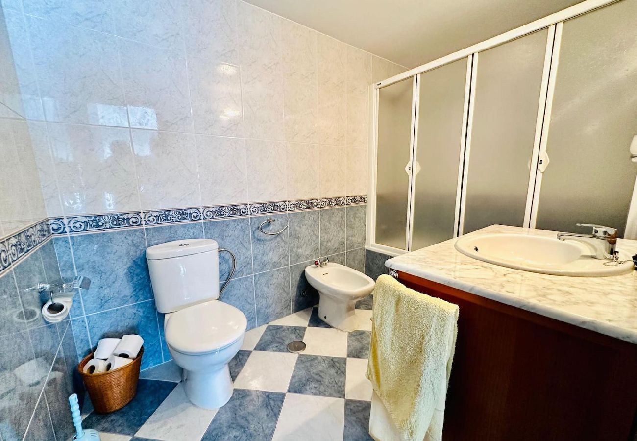 Apartamento en Cádiz - Avenida Portugal con Ascensor Grupo AC Gestión Apartamento en Cádiz - Avenida Portugal con Ascensor Grupo AC Gestión