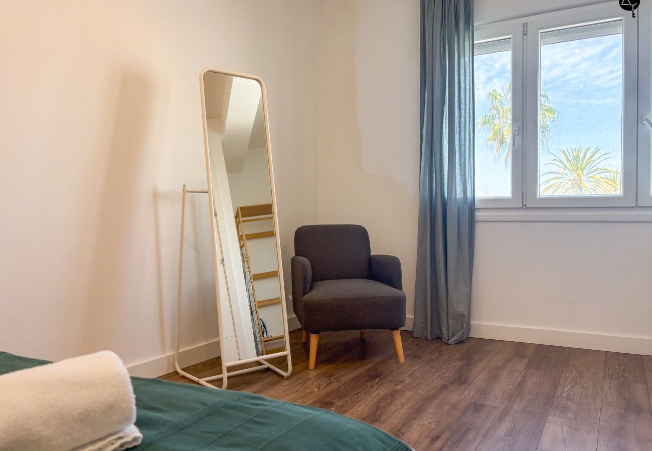 Apartamento en Cádiz - La Muralla Penthouse 302 Grupo AC Gestion