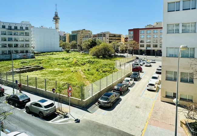 Apartamento en Cádiz - La Muralla 203 Adaptado Grupo AC Gestion Apartamento en Cádiz - La Muralla 203 Adaptado Grupo AC Gestion
