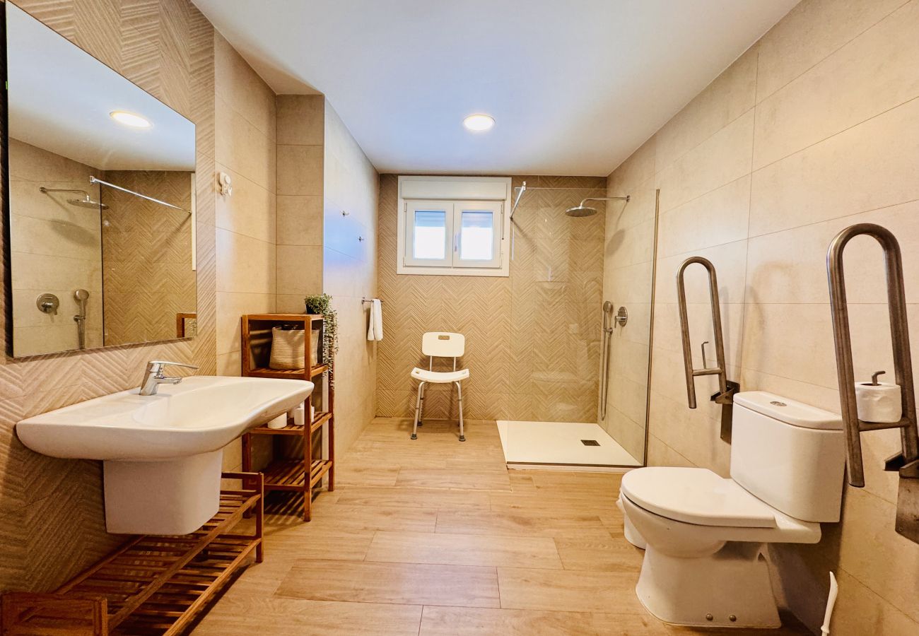 Apartamento en Cádiz - La Muralla 203 Adaptado Grupo AC Gestion Apartamento en Cádiz - La Muralla 203 Adaptado Grupo AC Gestion