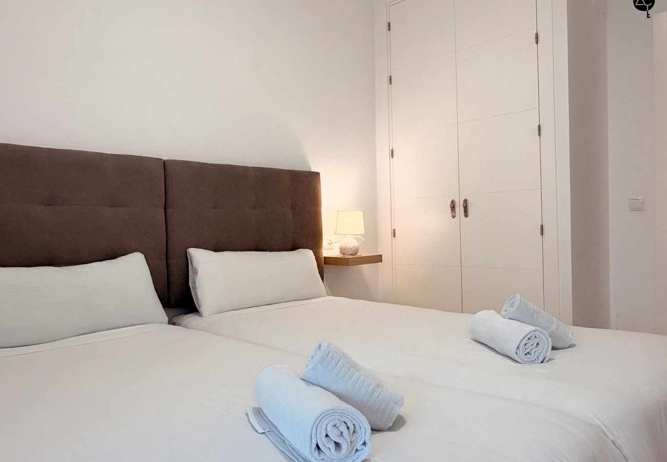 Apartamento en Cádiz - La Muralla 102 Grupo AC Gestion