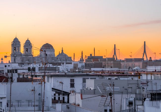 Apartamento en Cádiz - Jacuzzi en la Caleta y park free Grupo AC Gestion Apartamento en Cádiz - Jacuzzi en la Caleta y park free Grupo AC Gestion