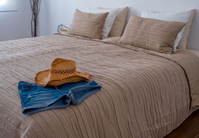 Apartamento en Cádiz - Jacuzzi en la Caleta y park free Grupo AC Gestion Apartamento en Cádiz - Jacuzzi en la Caleta y park free Grupo AC Gestion