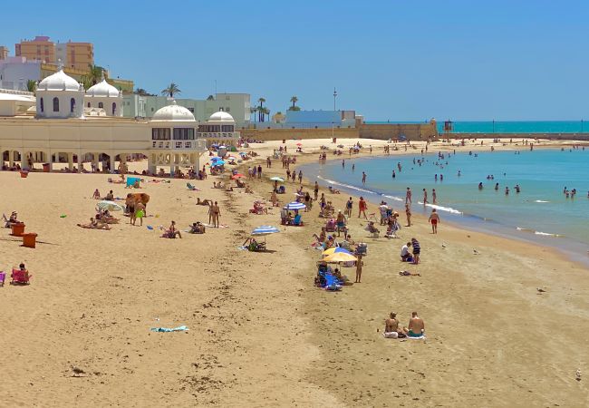 Apartamento en Cádiz - Jacuzzi en la Caleta y park free Grupo AC Gestion Apartamento en Cádiz - Jacuzzi en la Caleta y park free Grupo AC Gestion