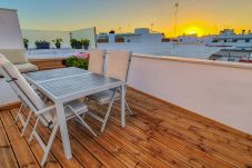 Apartamento en Cádiz - Jacuzzi en la Caleta y park free Grupo AC Gestion