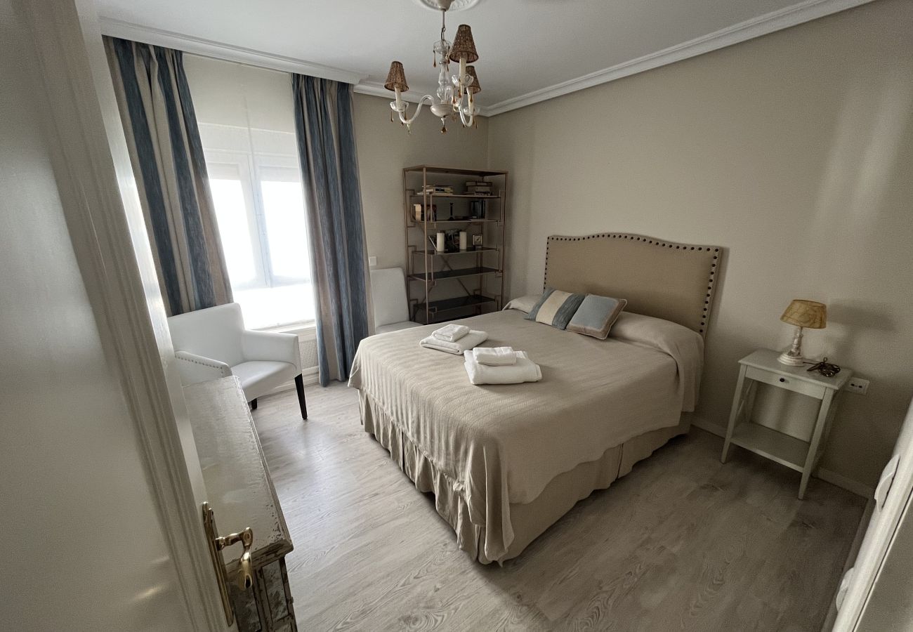 Apartamento en Cádiz - Hidden Gem Playa Helios con Parking Free Apartamento en Cádiz - Hidden Gem Playa Helios con Parking Free