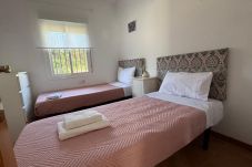 Casa rural en Chiclana de la Frontera - Doña Violeta con Jardín Grupo AC Gestión