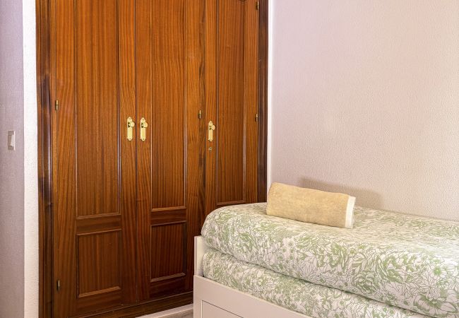 Apartamento en Cádiz - El Pelícano Parking free Grupo AC Gestion Apartamento en Cádiz - El Pelícano Parking free Grupo AC Gestion