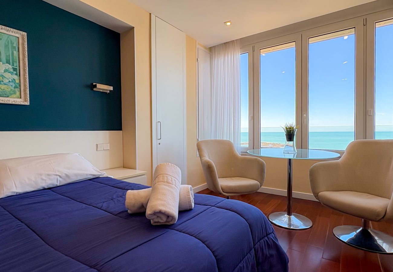 Apartamento en Cádiz - Pacífico Grupo Ac Gestión