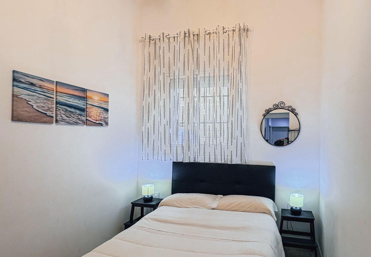 Apartamento en Cádiz - Los callejones de la Pepa Grupo AC Gestion